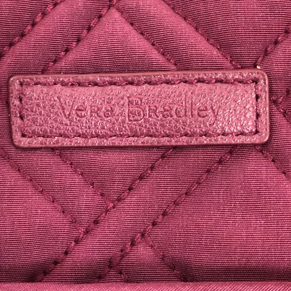 NWT Vera Bradley Maroon Quilted Laptop Organizer - Picture 3 of 6